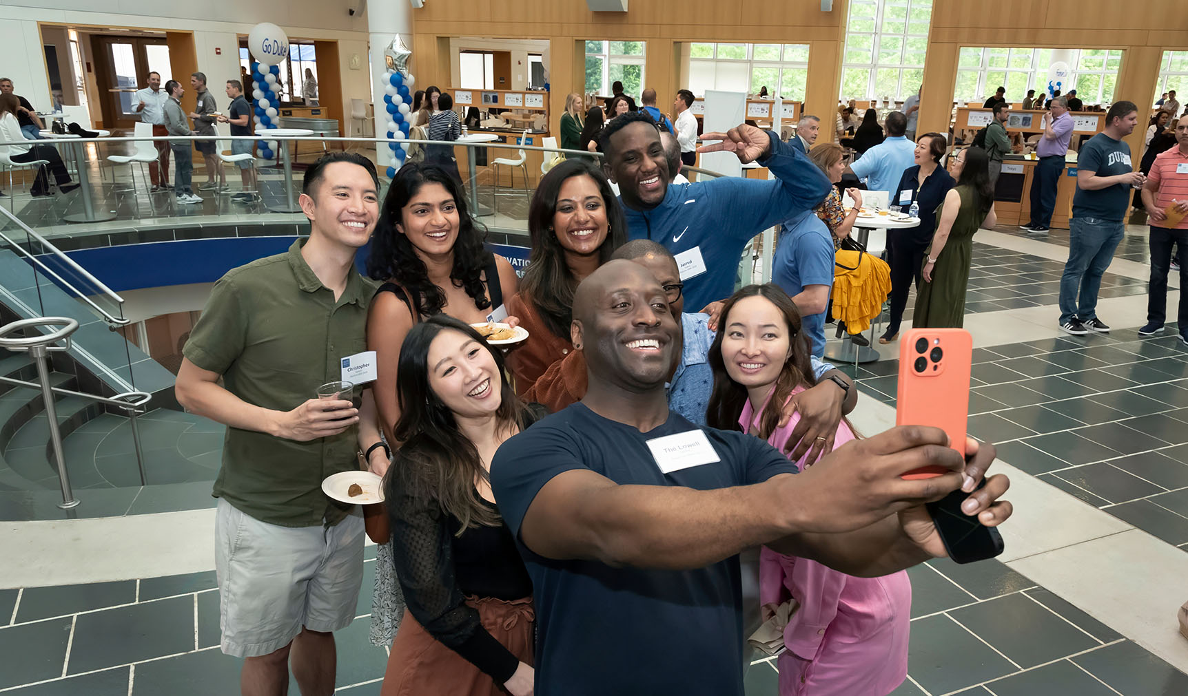 Group of people at reunions talking a selfie