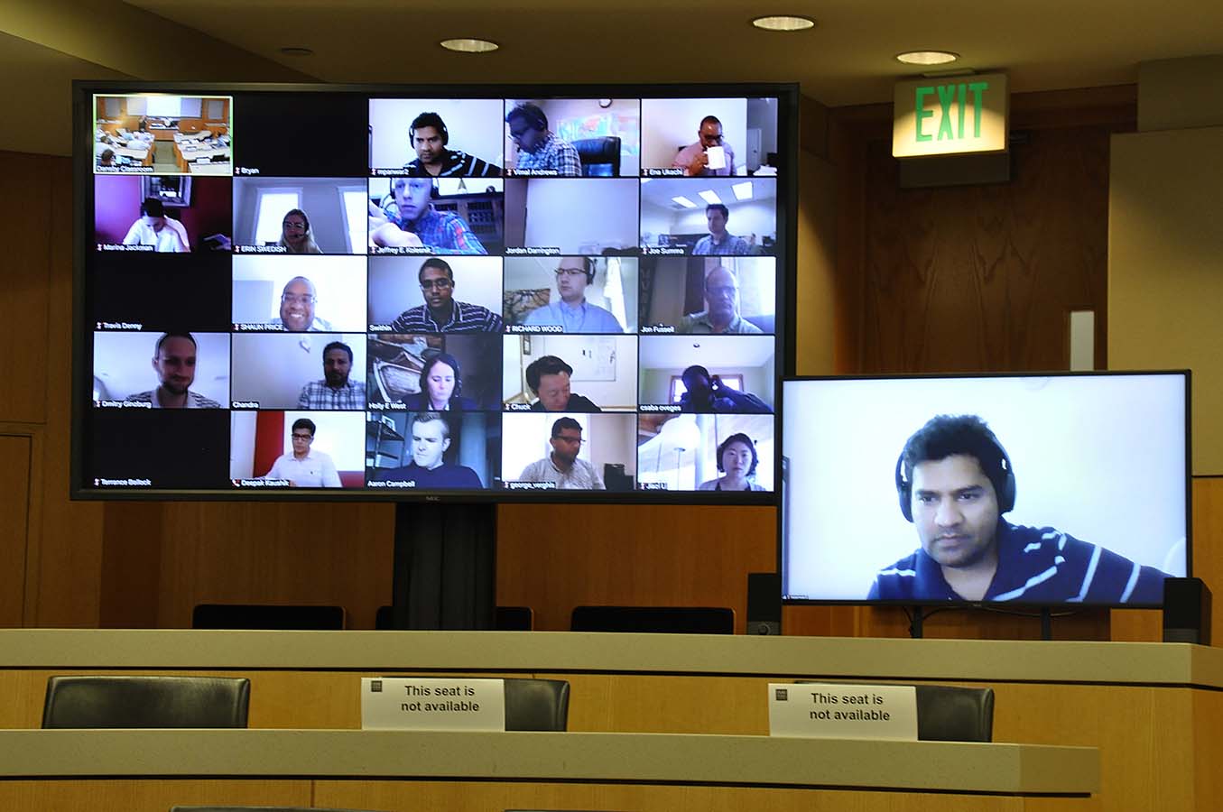 Classroom of Remote Students on Video Monitors